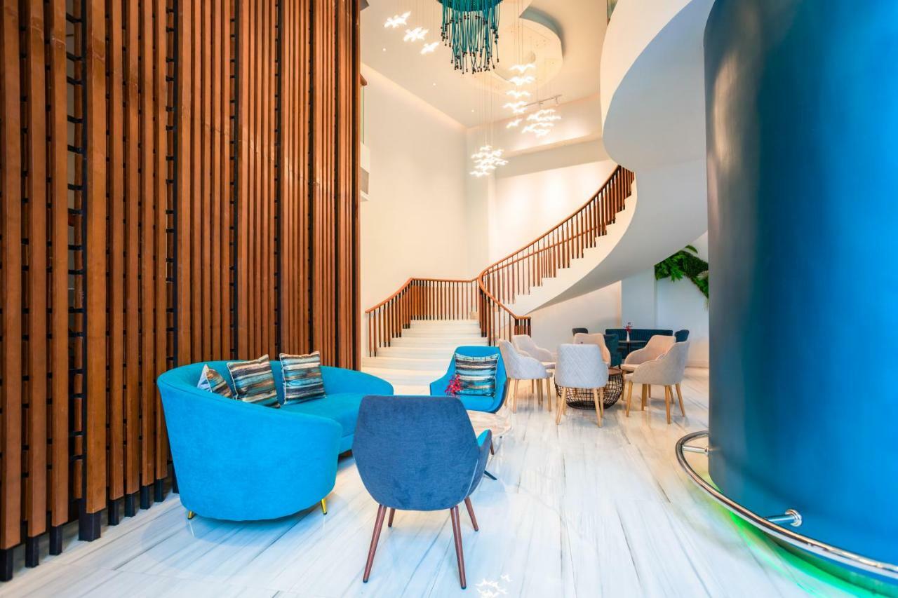 Centara Sonrisa Residences & Suites Sriracha Сирача Экстерьер фото